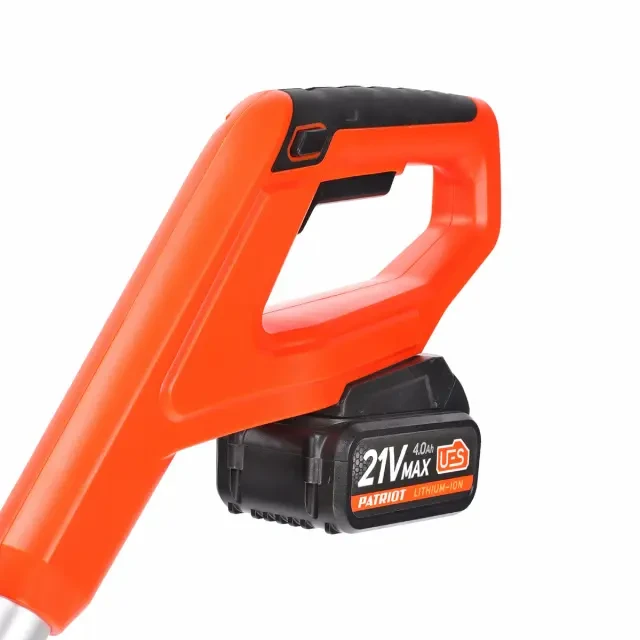 Снегоуборщик аккумуляторный ручной Patriot PE 2342 UES с 2хАКБ 4 Ач + ЗУ 2А Снегоуборщик аккумуляторный ручной Patriot PE 2342 UES с 2хАКБ 4 Ач + ЗУ 2А