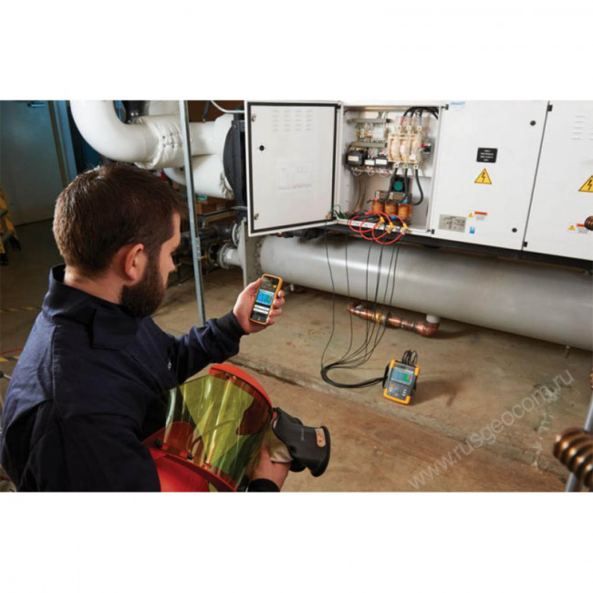 Анализатор качества электроэнергии Fluke 438 II/RU Анализатор качества электроэнергии Fluke 438 II/RU